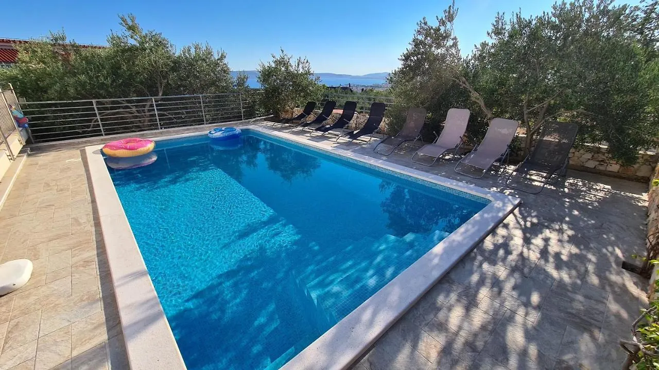 Luxury Villa Ana With Private Pool And Sea View Kaštela