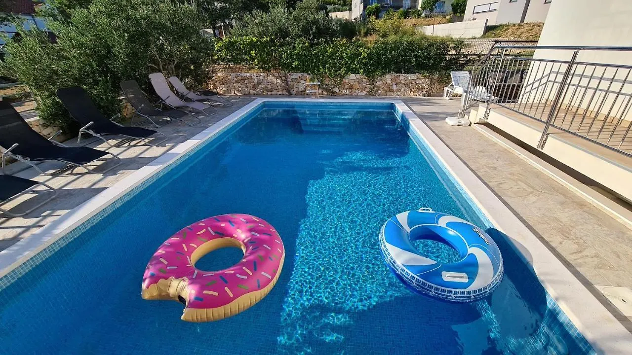 Luxury Villa Ana With Private Pool And Sea View Kaštela