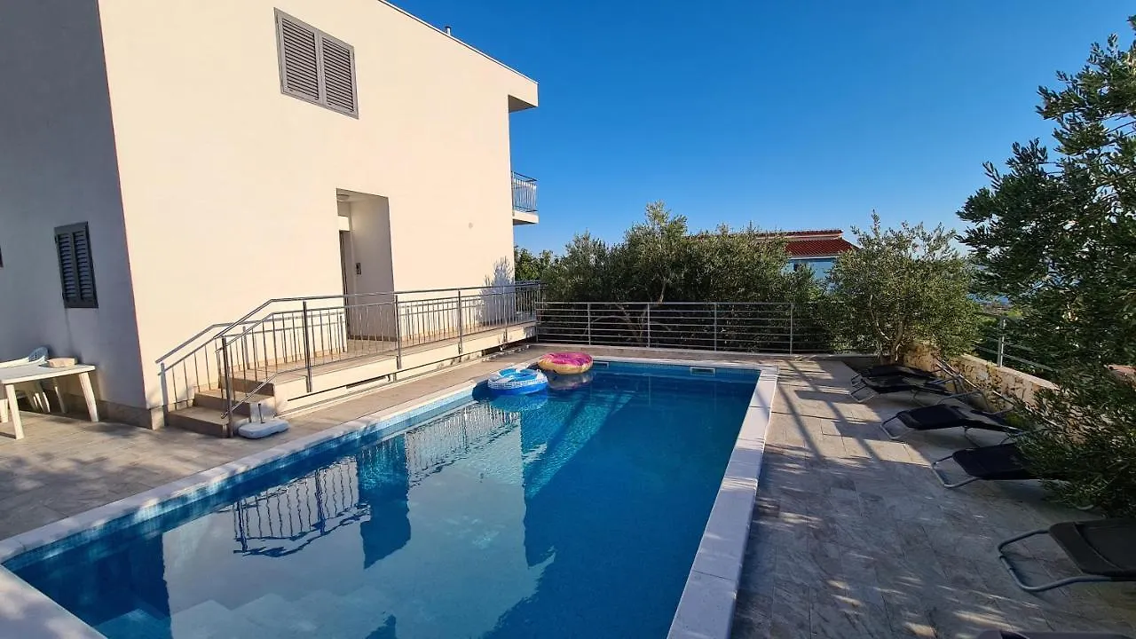 Luxury Villa Ana With Private Pool And Sea View Kaštela 0*,  Croácia