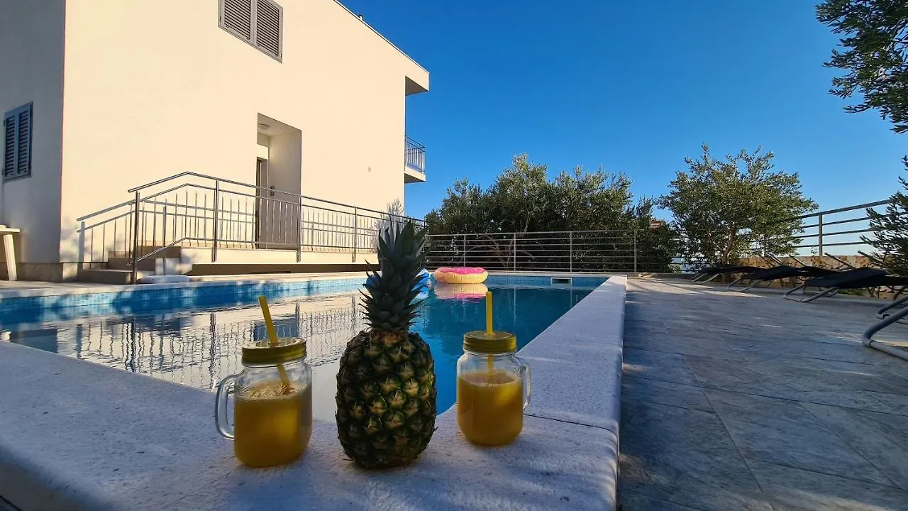 Luxury Villa Ana With Private Pool And Sea View Kaštela