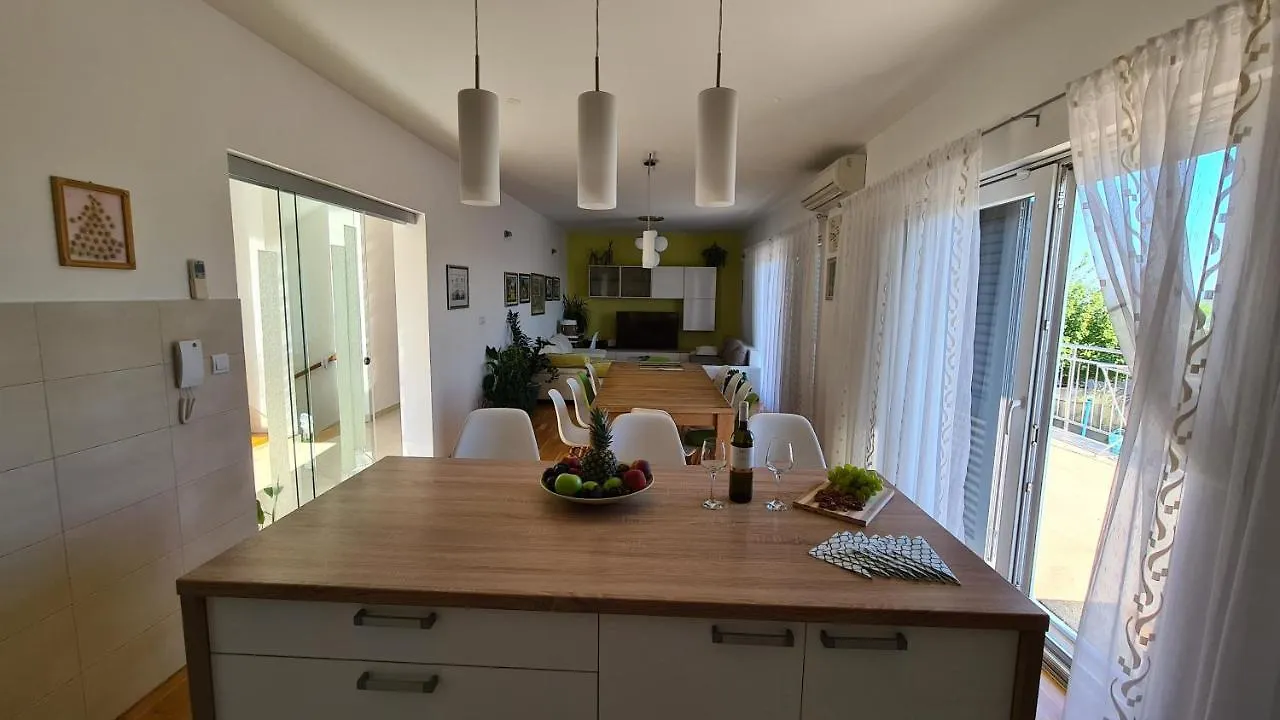 Luxury Villa Ana With Private Pool And Sea View Kaštela Croácia